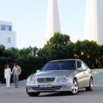 Mercedes-Benz E-Class 2002 года